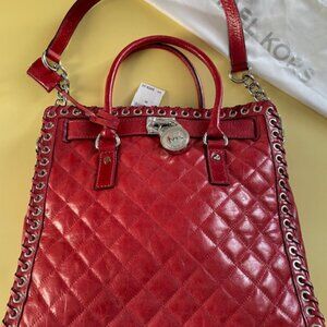 Michael Kors Quilted Hippie Grommet Handbag - Red